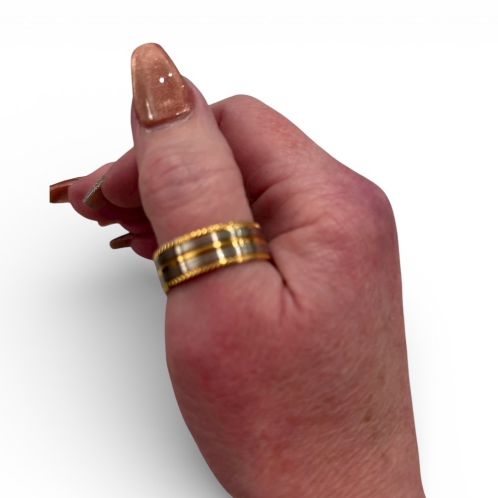 Elegant Gold and Silver Band Ring